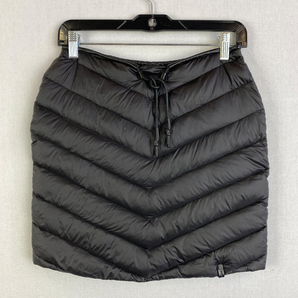 RUDSAK Black Quilted Down Mini Skirt Quite Luxury Minimalist Transitional Boho